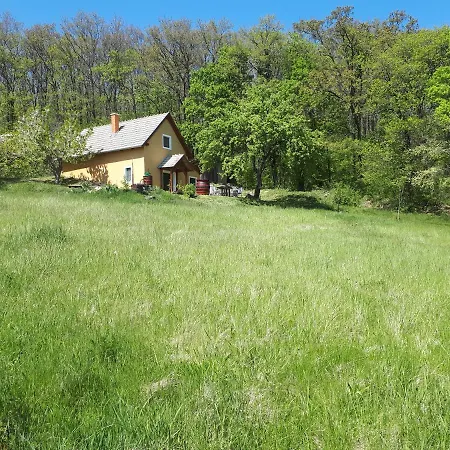 By The Woods Casa de Férias